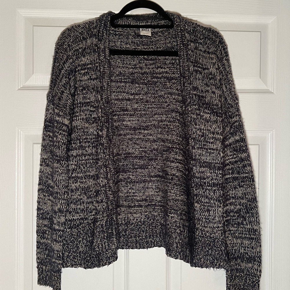 vera moda blue and white cardigan